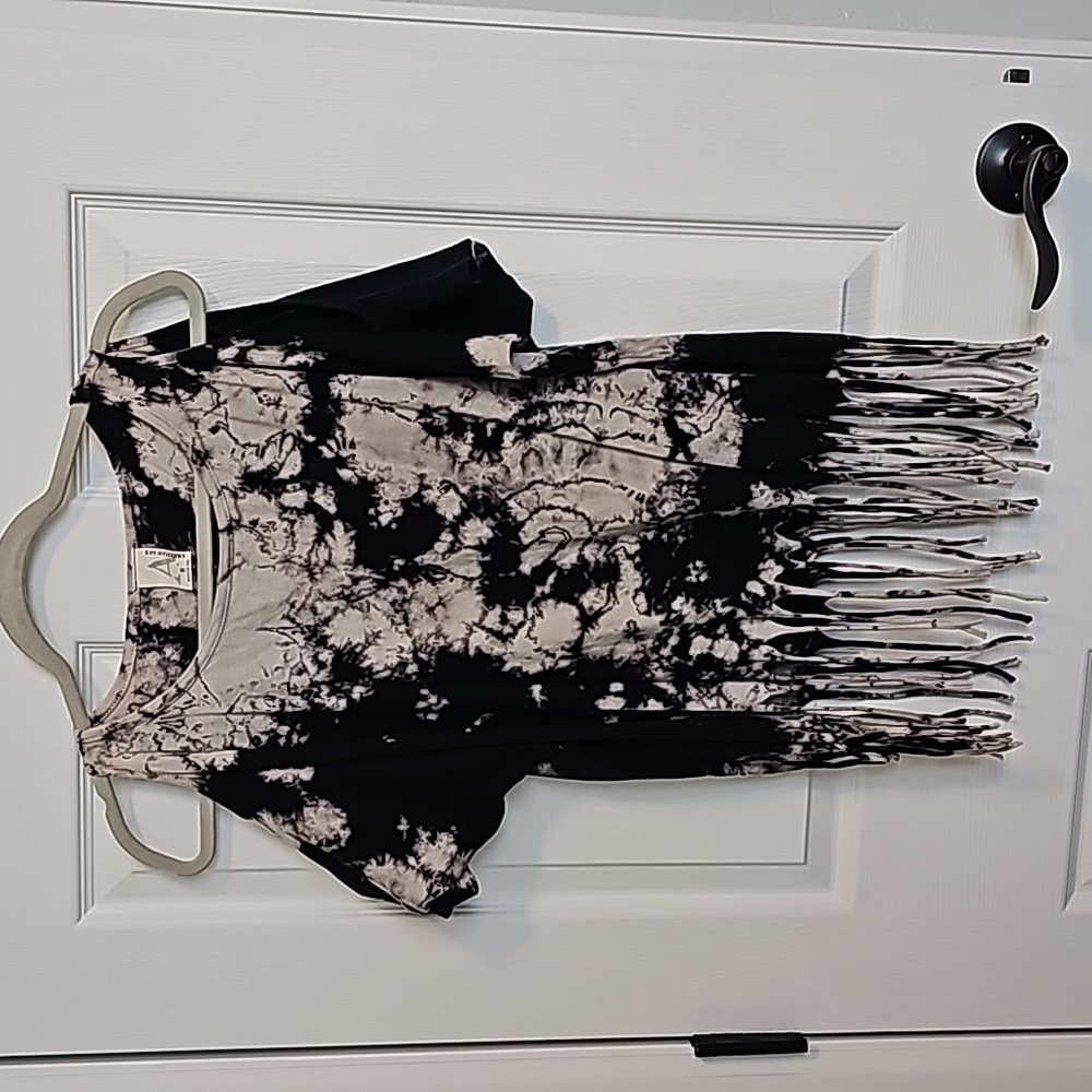 Like New American Age top. Medium